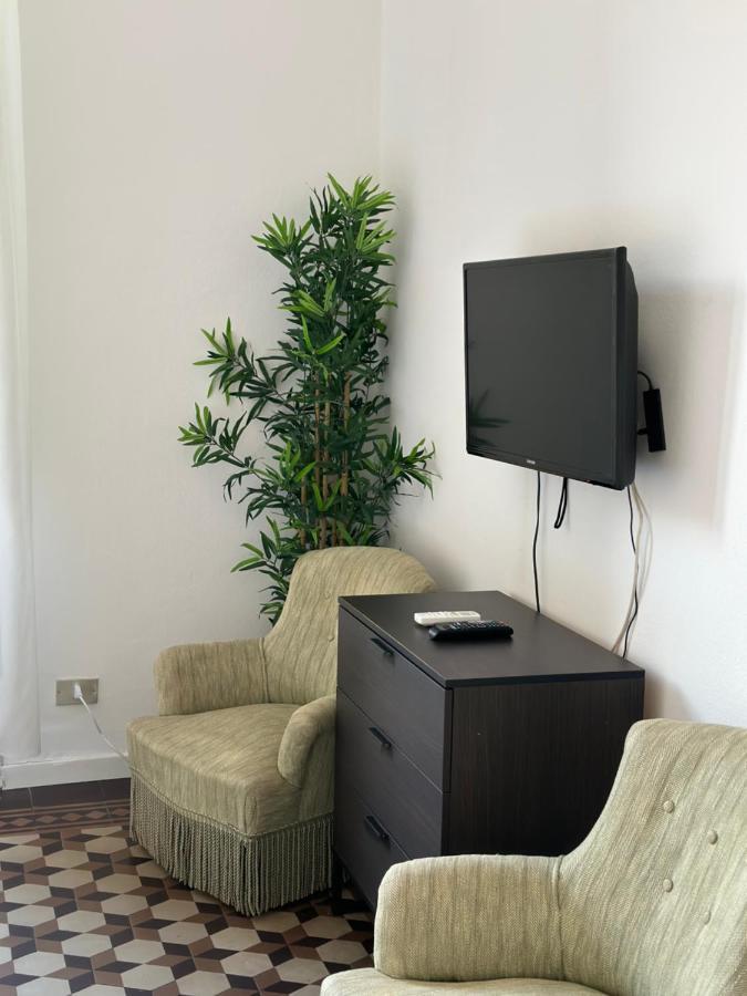 Xenia Apartments - Bright And Elegant Apartment Μιλάνο Εξωτερικό φωτογραφία
