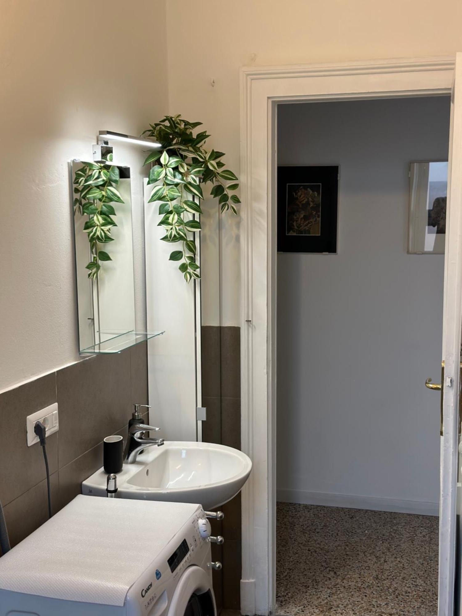 Xenia Apartments - Bright And Elegant Apartment Μιλάνο Εξωτερικό φωτογραφία